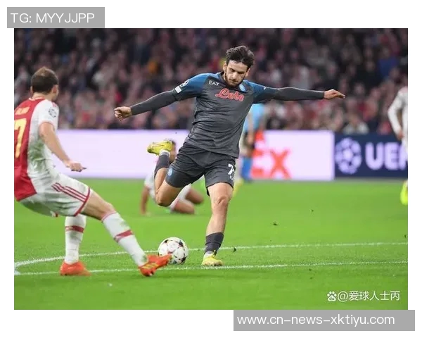 字母哥澄清与巴萨和大巴黎会面传闻坚持训练不受影响